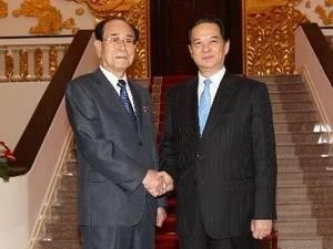 Prime Minister Nguyen Tan Dung receives DPRK leader Kim Yong Nam - ảnh 1